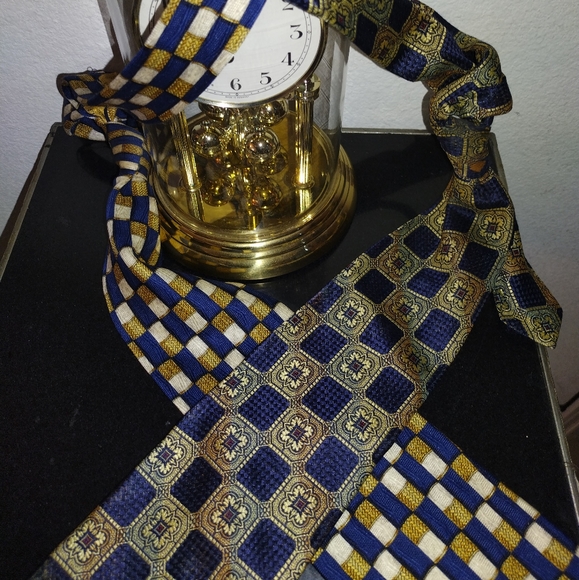 Time for a new Neck Tie - Picture 1 of 3